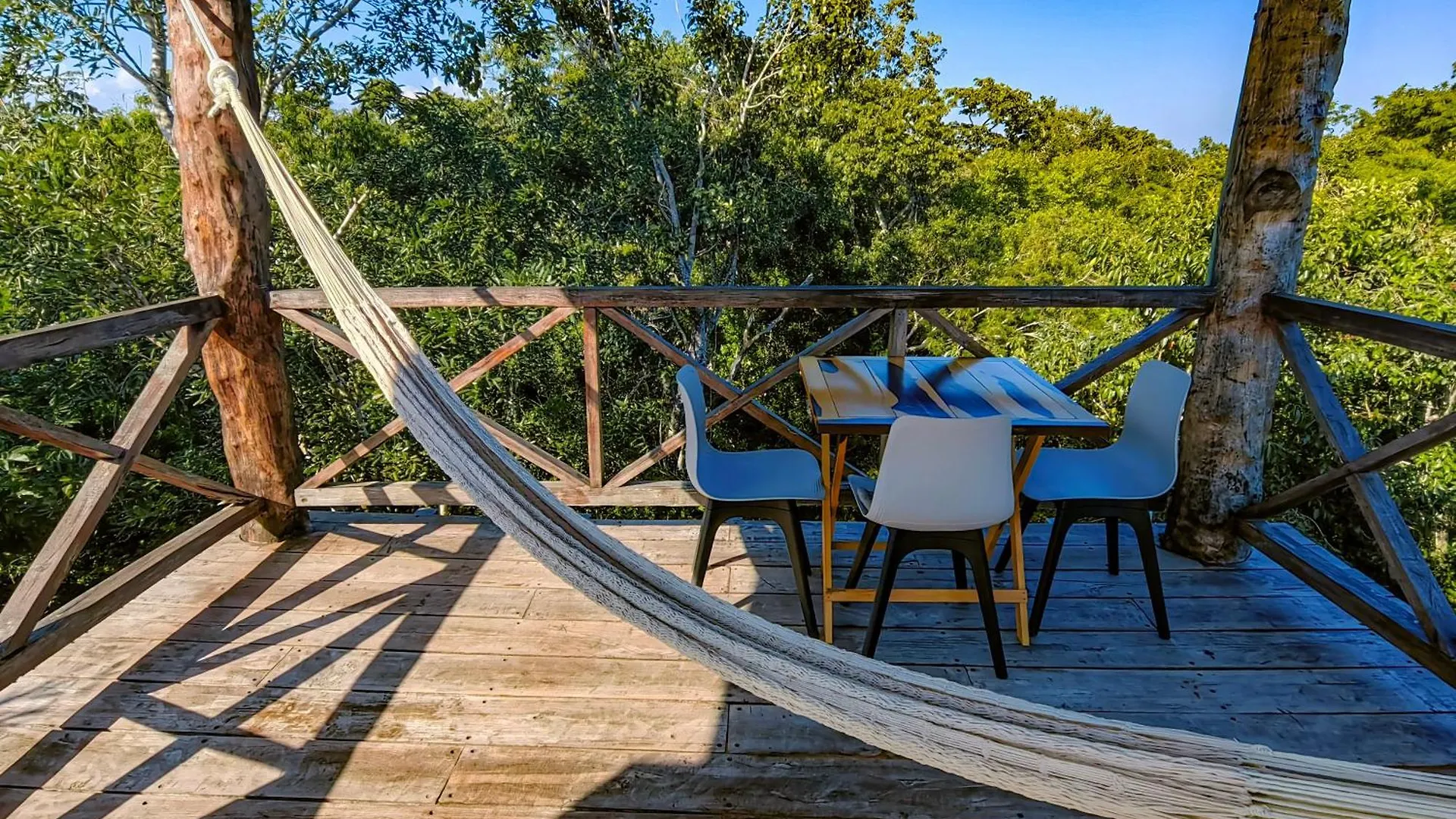 Treehouse Tulum H2Ojos Hotel